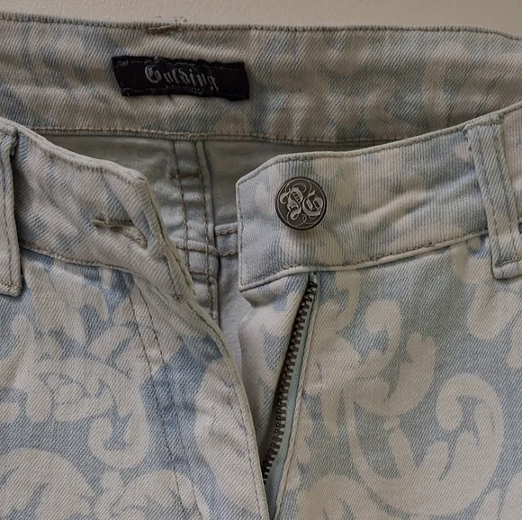 Jean - Picture 2 of 6